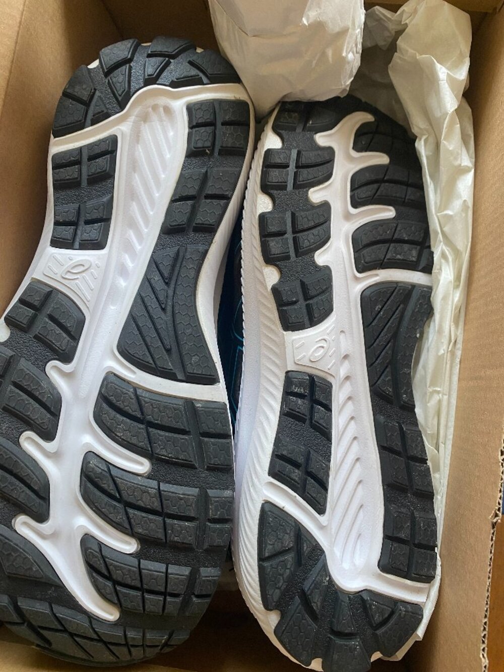 ASICS YOUTH CONTENDER 7 GS - BNIB